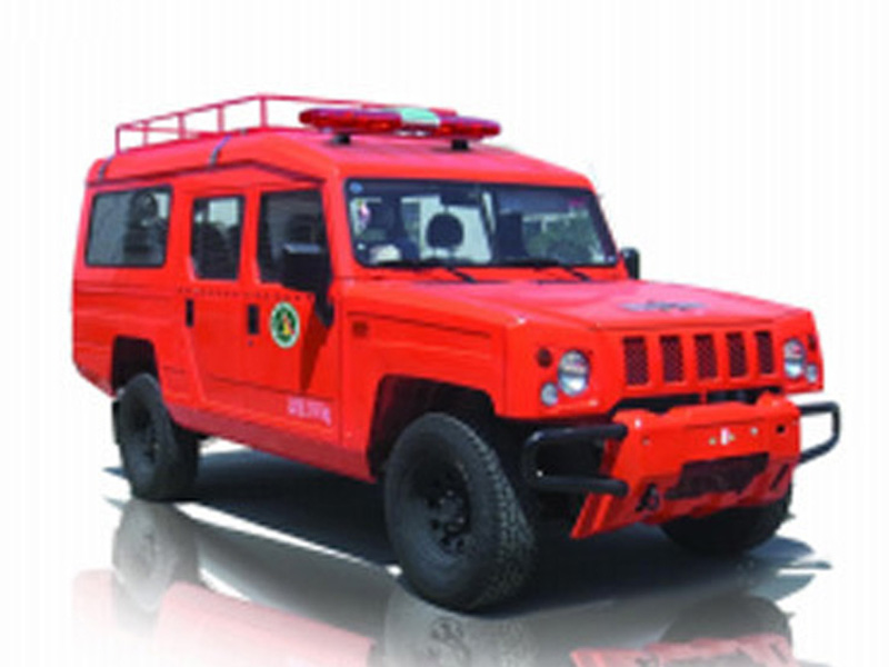 北汽四驱运兵车(8人)汽油版